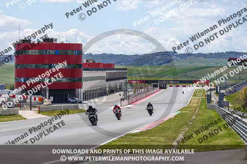 cadwell no limits trackday;cadwell park;cadwell park photographs;cadwell trackday photographs;enduro digital images;event digital images;eventdigitalimages;navarra;no limits trackdays;peter wileman photography;racing digital images;trackday digital images;trackday photos